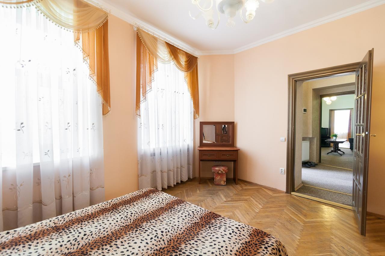 Apartment On Dudayeva 17 Lemberg Exterior foto