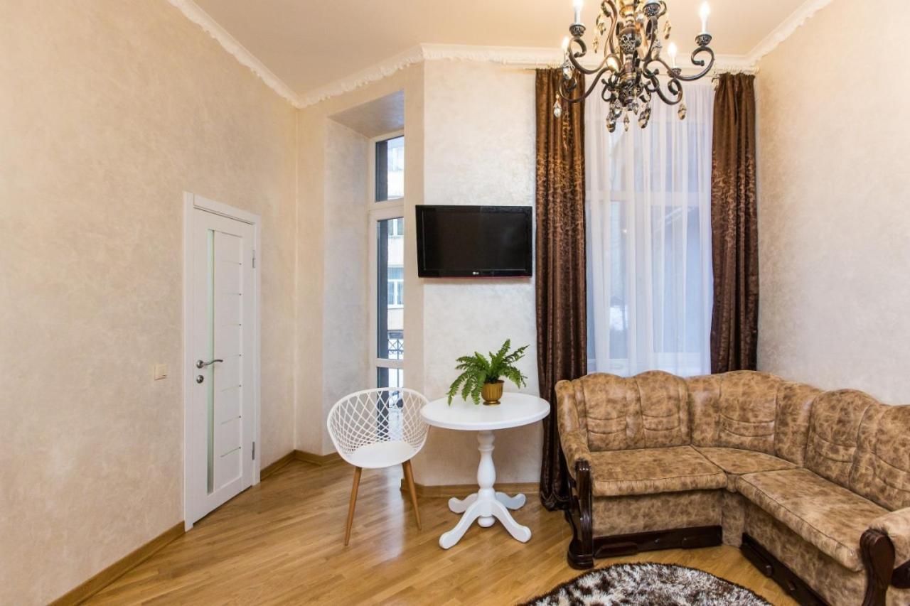 Apartment On Dudayeva 17 Lemberg Exterior foto