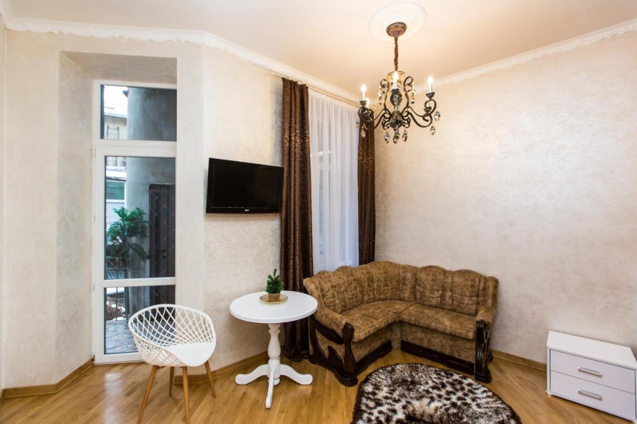 Apartment On Dudayeva 17 Lemberg Exterior foto